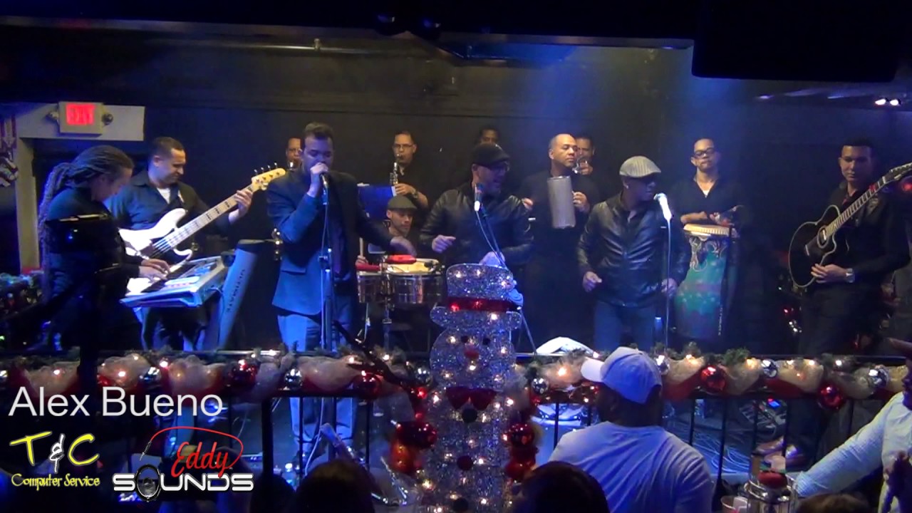 Alex Bueno en vivo