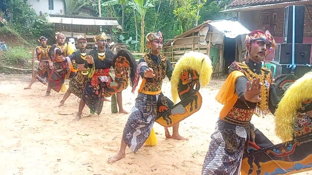 TARI BENDRONG, EBEG TRI MUDHO PURWO AJI, LIVE. KALIURANG TEMPER, WONOREJO, KARANGANYAR. KEBUMEN