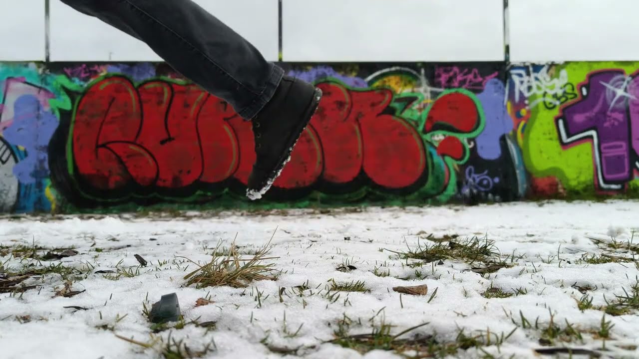 First Throwie of 2026 in the snow