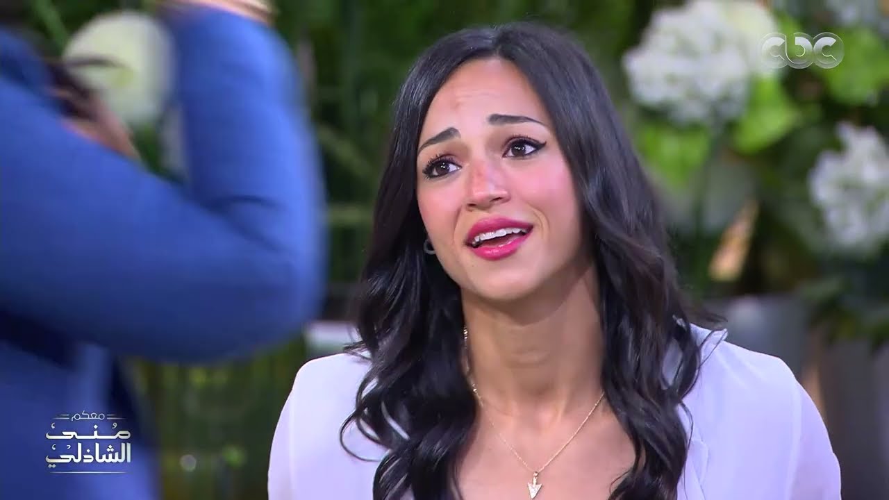 لحظة وصول الغزالة المصرية بسنت حميدة استوديو معكم منى الشاذلي