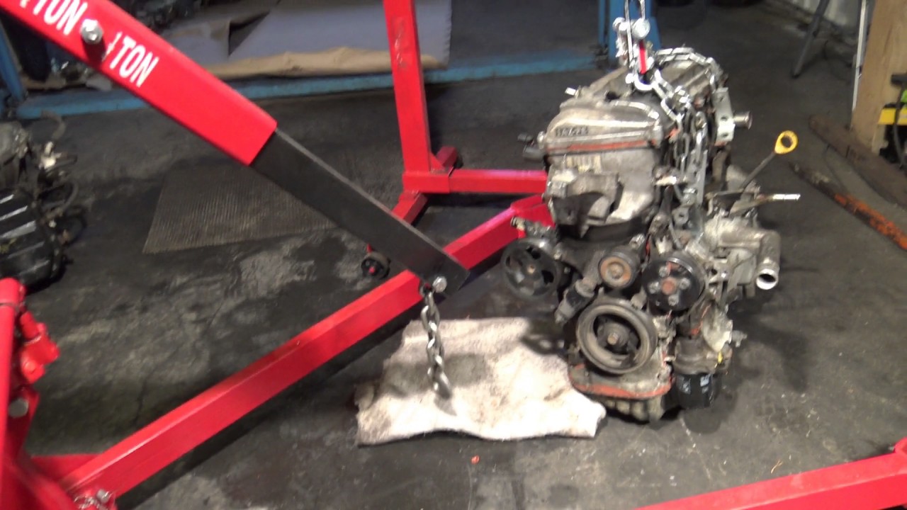 How you bolt chain to crane engine  where are the best spot to hookup the chain to to car engine