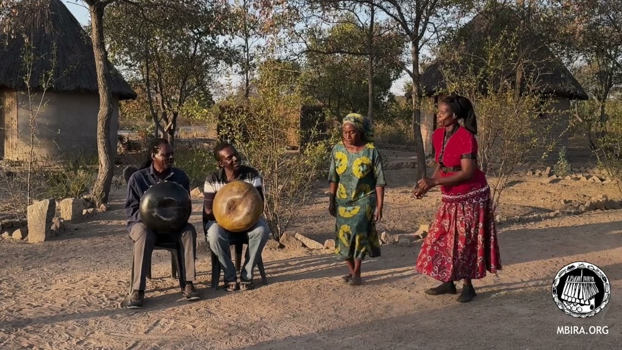 'Samaita' Vitalis Botsa and Caution Shonhai play Tadzungaira 2024 with wives dancing
