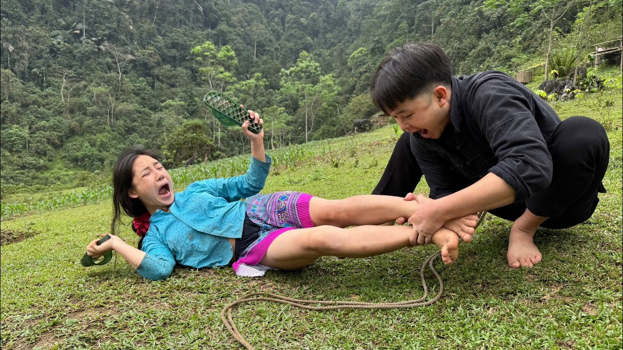 Taking the most handsome boyfriend in the village to the beauty salon | Forest Girl, Life