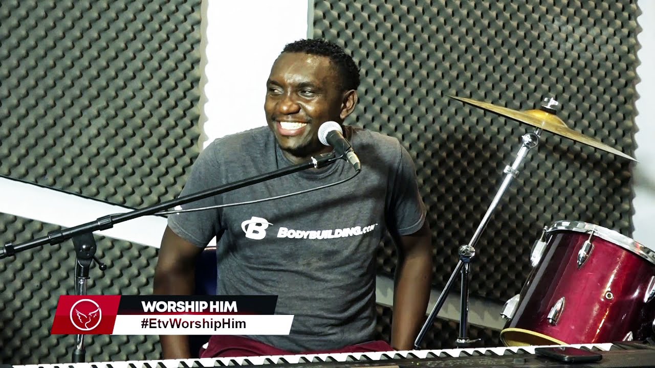 NILIKUA NAUZA KEYBOAD ZA KANISA | GIFTED FINGERS | WORSHIP HIM | ETV KENYA