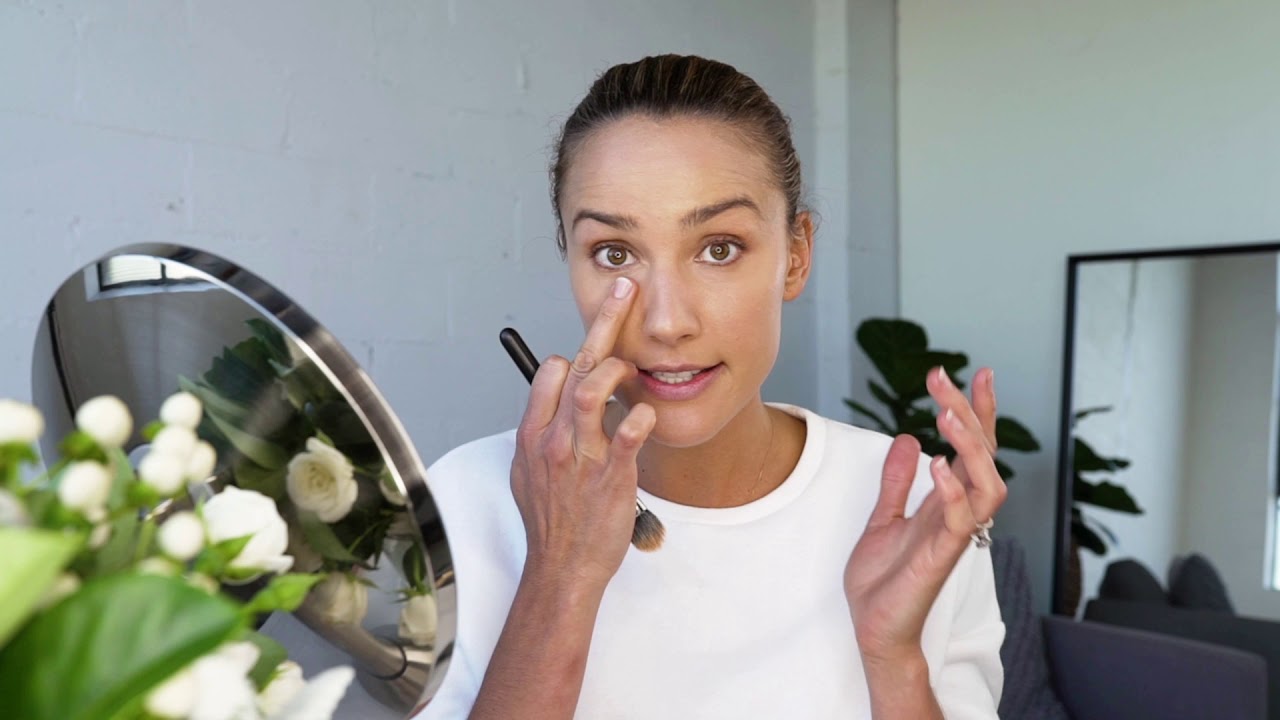 Rachael Finch x Estee Lauder: An Easy Day Look