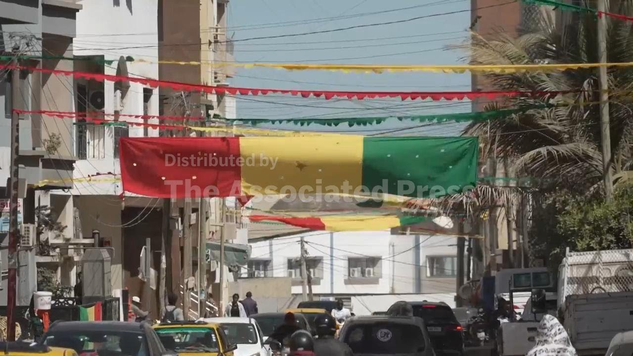 Senegal football fans await return of AFCON winners to Dakar, back players over controversy