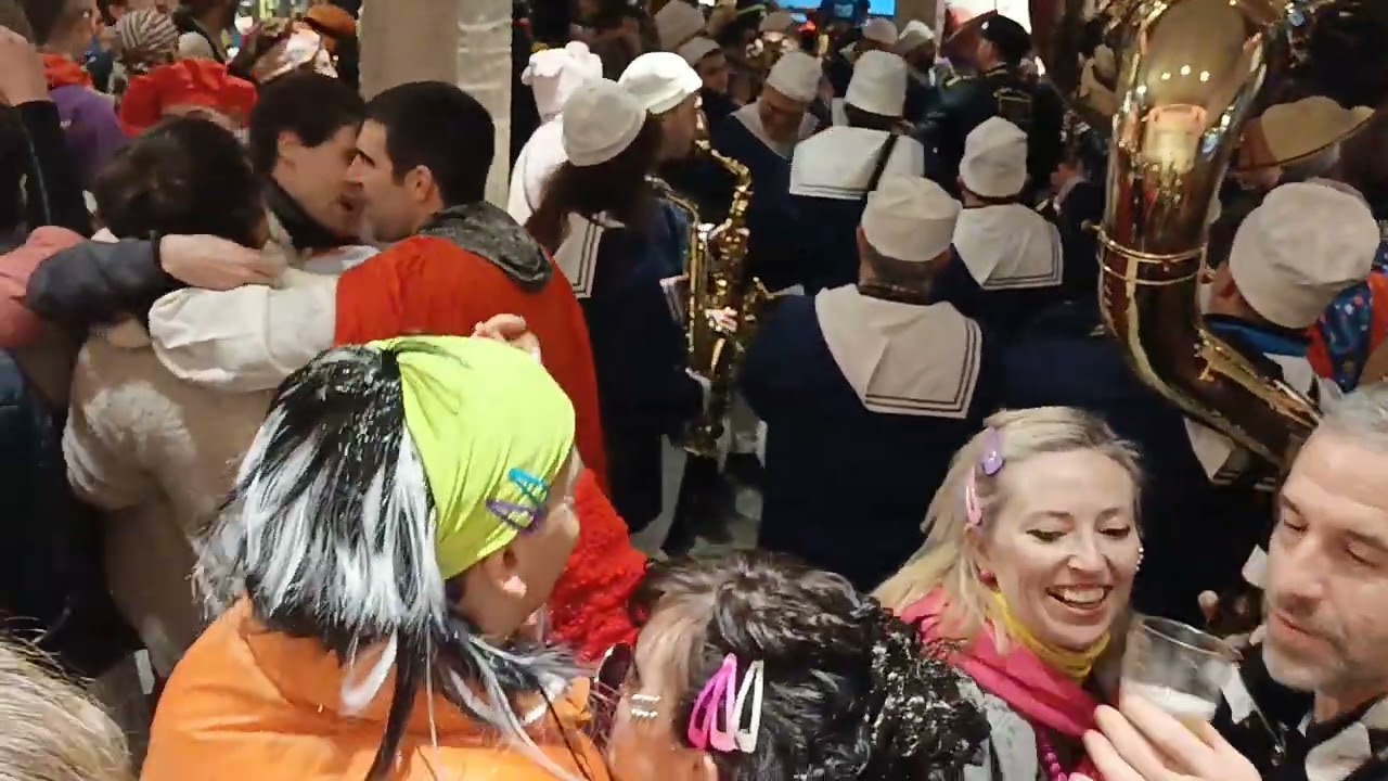 disfruta del carnaval Tolosa 2022 en el bar de frontón