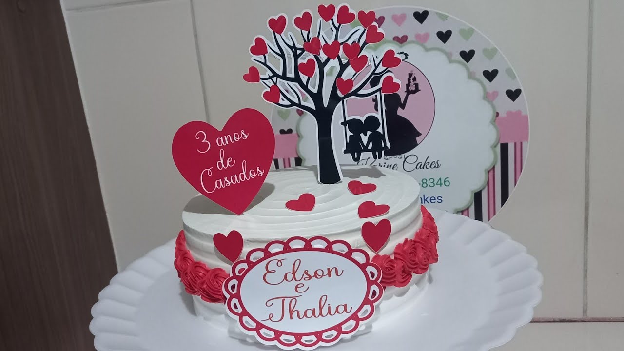 Bolo Romântico Lindo e Delicado/ Chantilly / Bico 30/ Espatulado / Karine cakes.