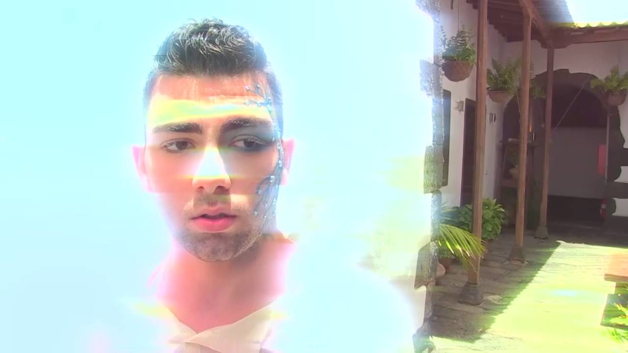 Phillips Jones - ''CLEAR'' | Videoclip Oficial |