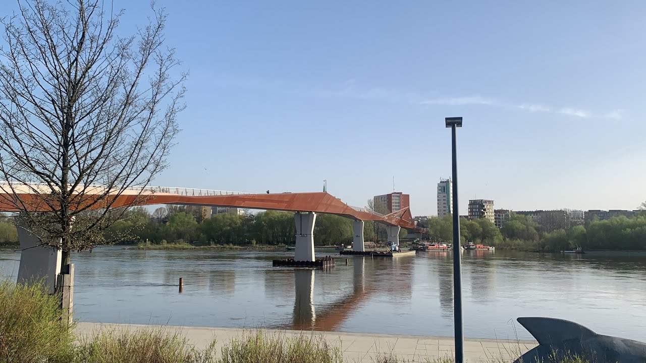 New pedestrian and bicycle bridge in Warsaw!
