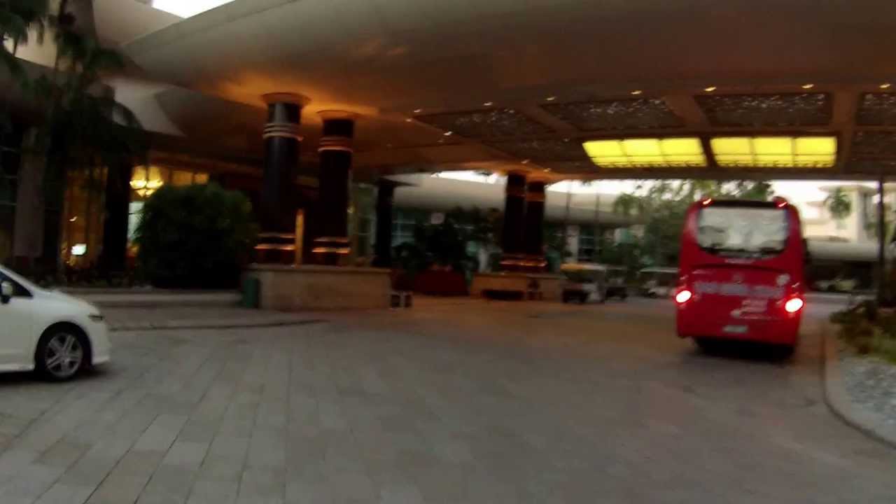 The Empire Hotel, Brunei    Huge Lobby by Gopro