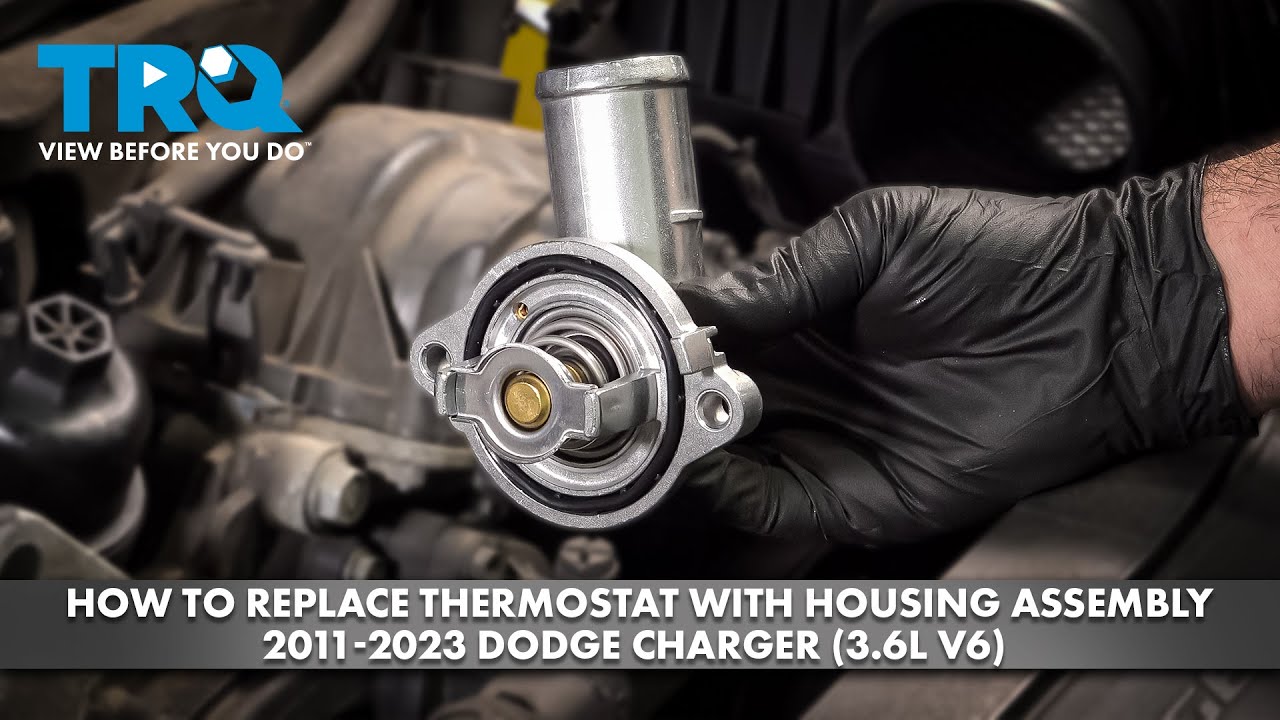 Как заменить термостат с корпусом в сборе на Dodge Charger (3,6 л V6) 2011–2023 гг.