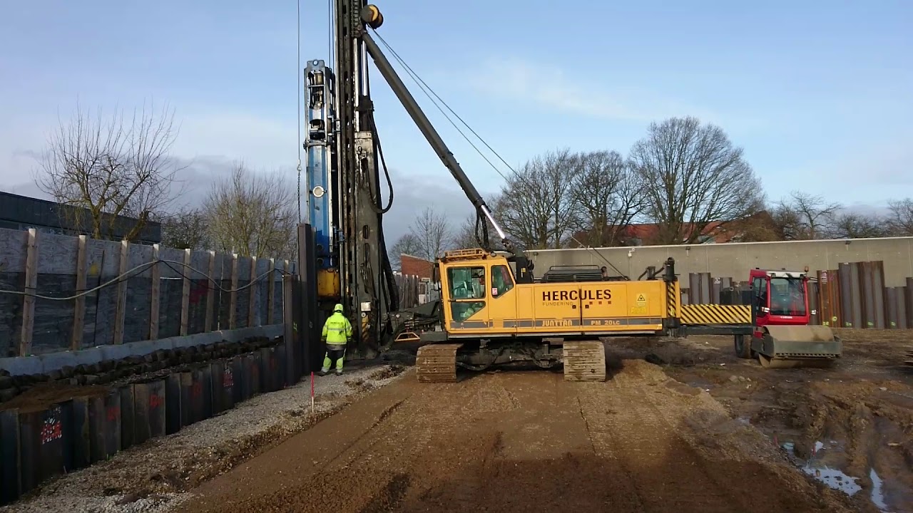 Junttan Pm 20Lc.  hammer 12 meters of iron in the ground