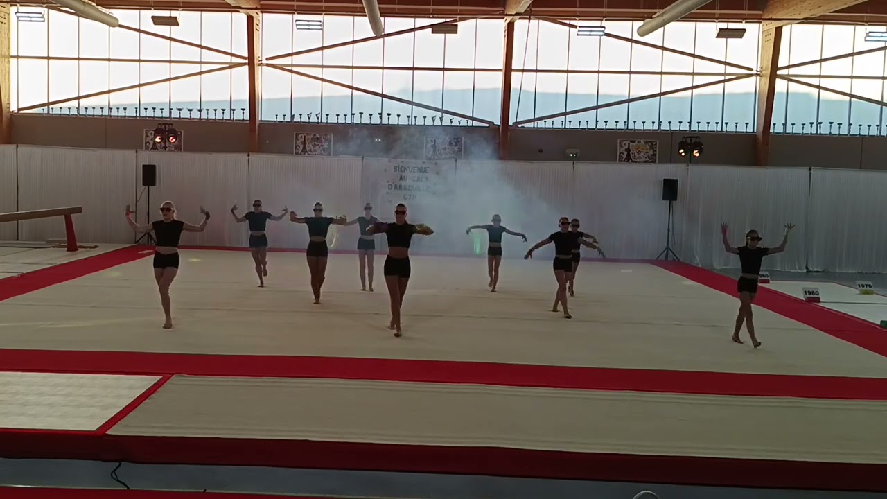 Spectacle des gymnastes compétitives d'Abbeville Gym