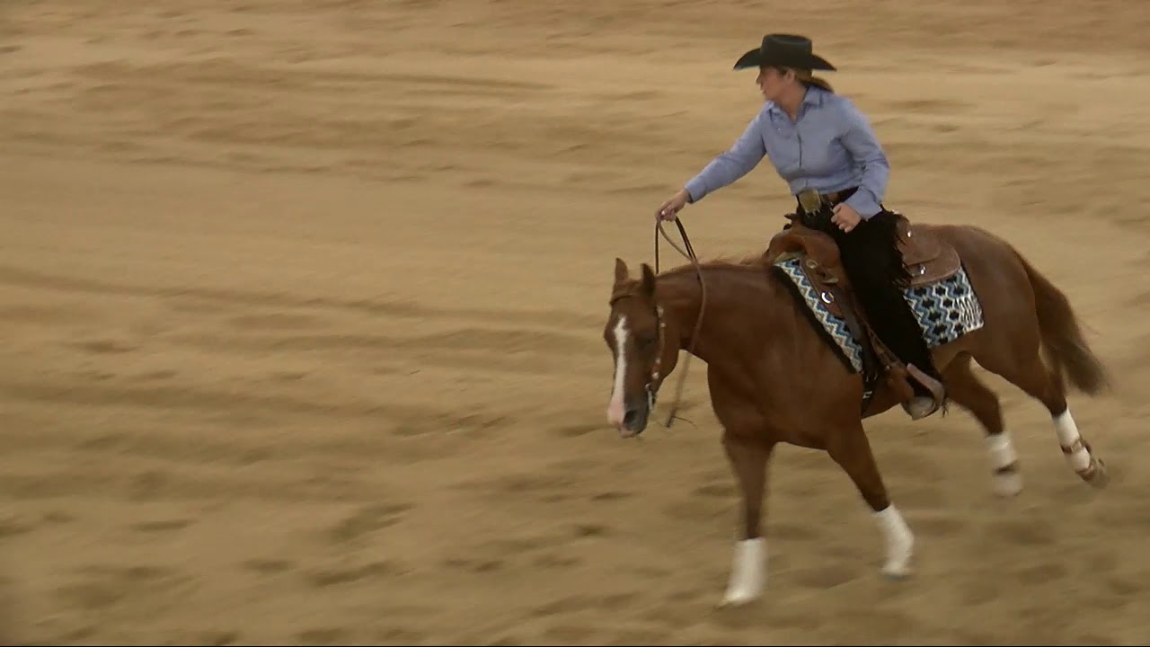 Magnum Chick Annie - Sarah Christen