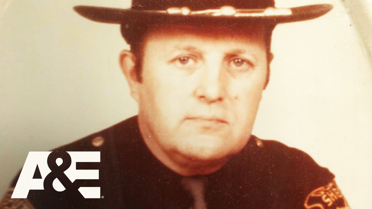 33-Year-mystery of Police Officer's Murder Comes To SHOCKING End | Cold Case Files | A&E