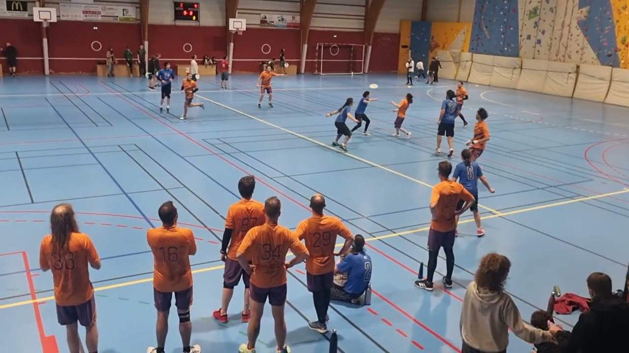 Indoor DR2 Dimanche - Lune VS BSF