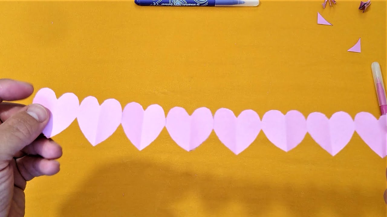 Paper Heart Chain, Love Origami, Valentine's Day, Paper craft, Paper craft ideas,How to do origami