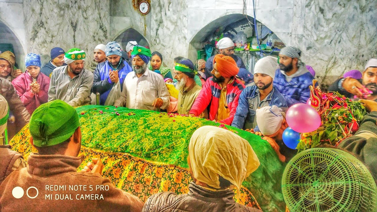 कव्वाली रोज़ा पीर सढोरा बेशक क़ुमैस उल आज़म तू निशांने पंजेतन है कव्वाल Mansoor sabri or Nusrat Ali💐