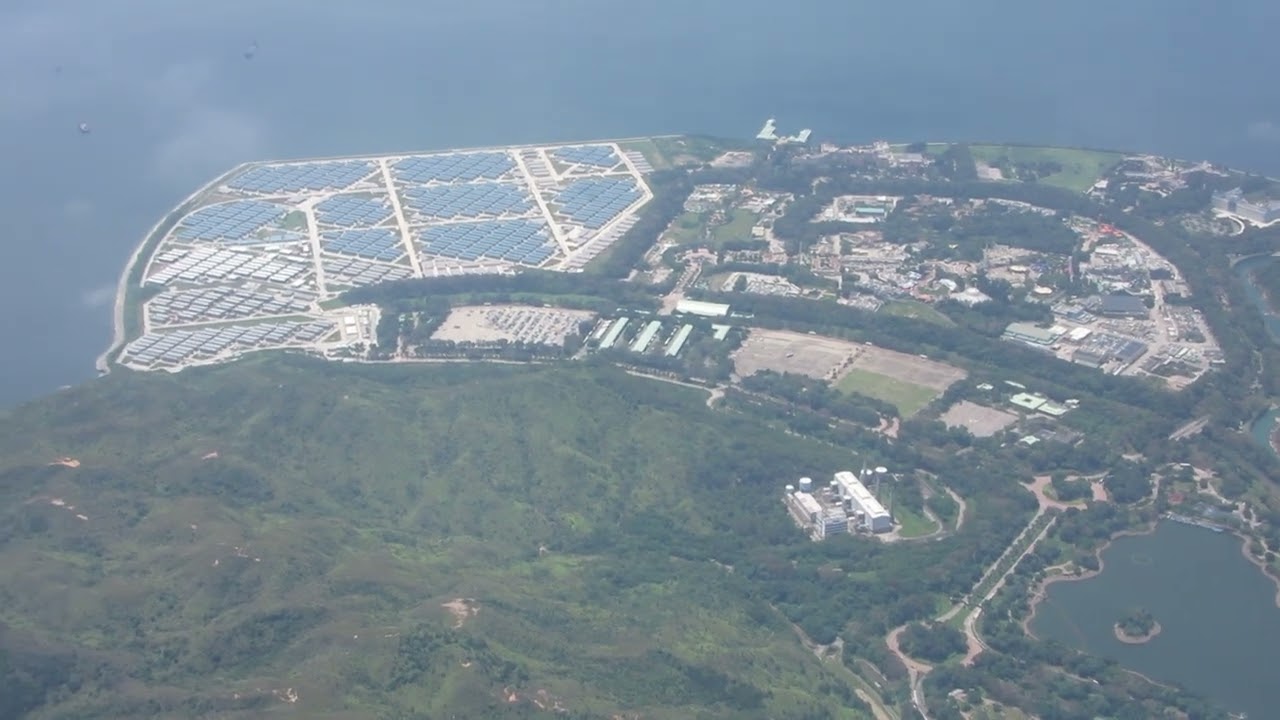 2023-05-26 CX588 HKG-FUK take-off