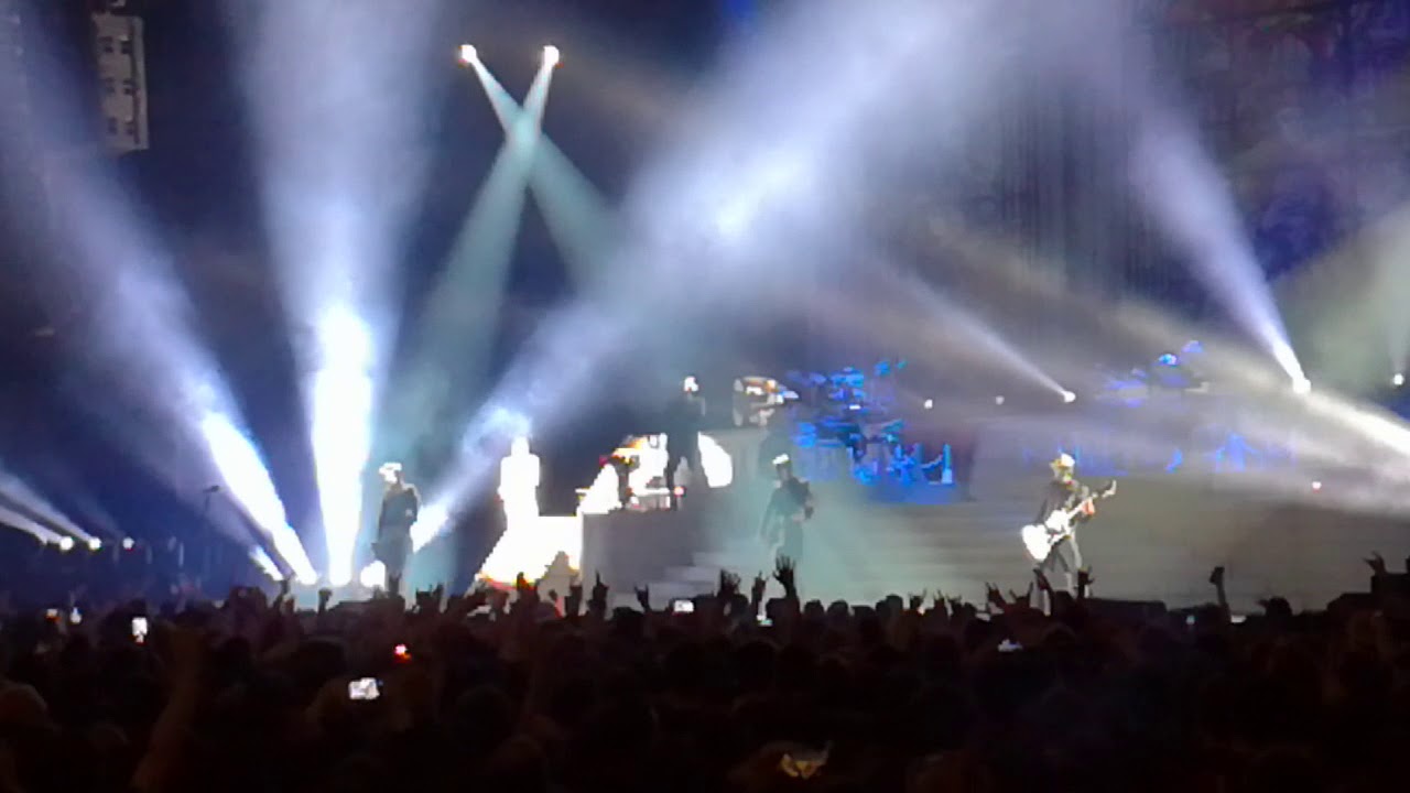 Ghost-Life eternal (halle Tony Garnier Lyon 03/02/2019)