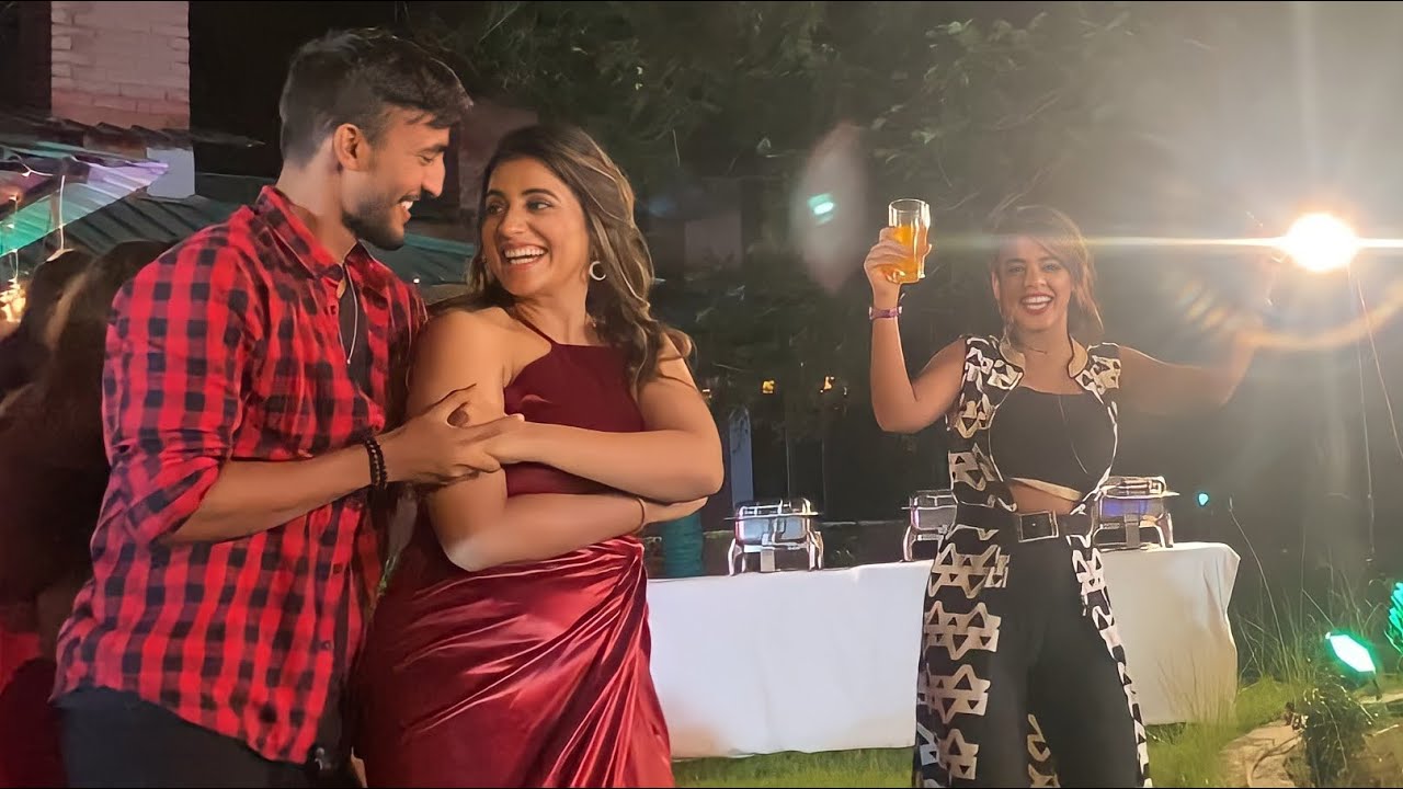 Last Day of shooting in Rajgir 🙃 || Hotel se kya churaya? || Vivek Keshari || Akshara Singh || Vlog