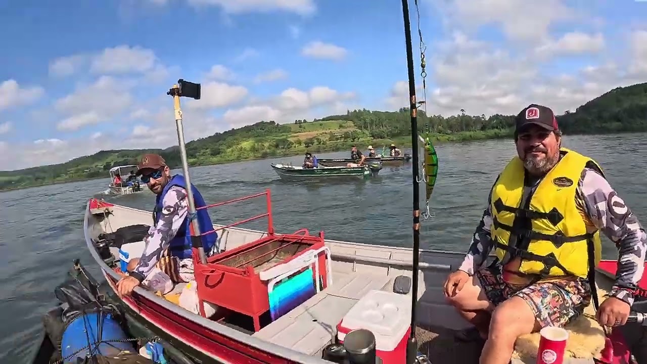 Dia 40 Rio Uruguai. Completamos 600 quilômetros navegando pelo Rio Uruguai. Faltam 1260.