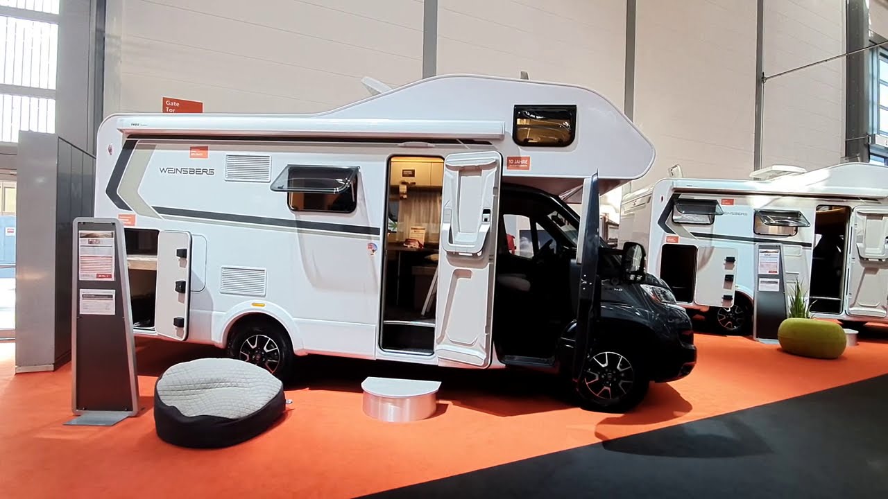 Small overcab RV : Weinsberg Cara Home 600DKG