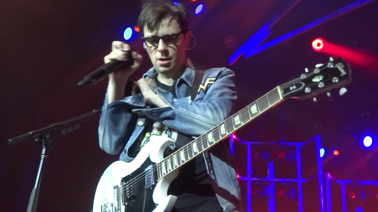 Weezer - Say It Ain't So Live in The Woodlands / Houston, Texas