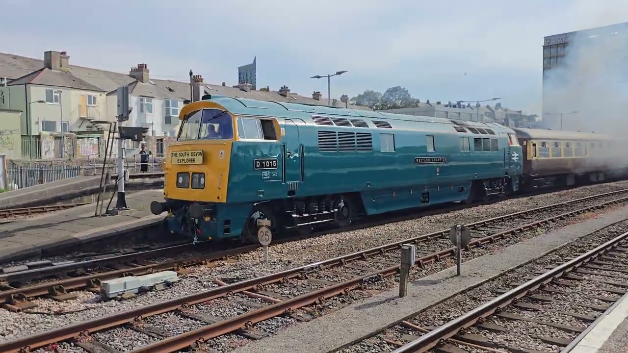 Hydraulic Magic! with clag, Class 52 Western D1015 Western Champion leaves Plymouth. 10 May 2025