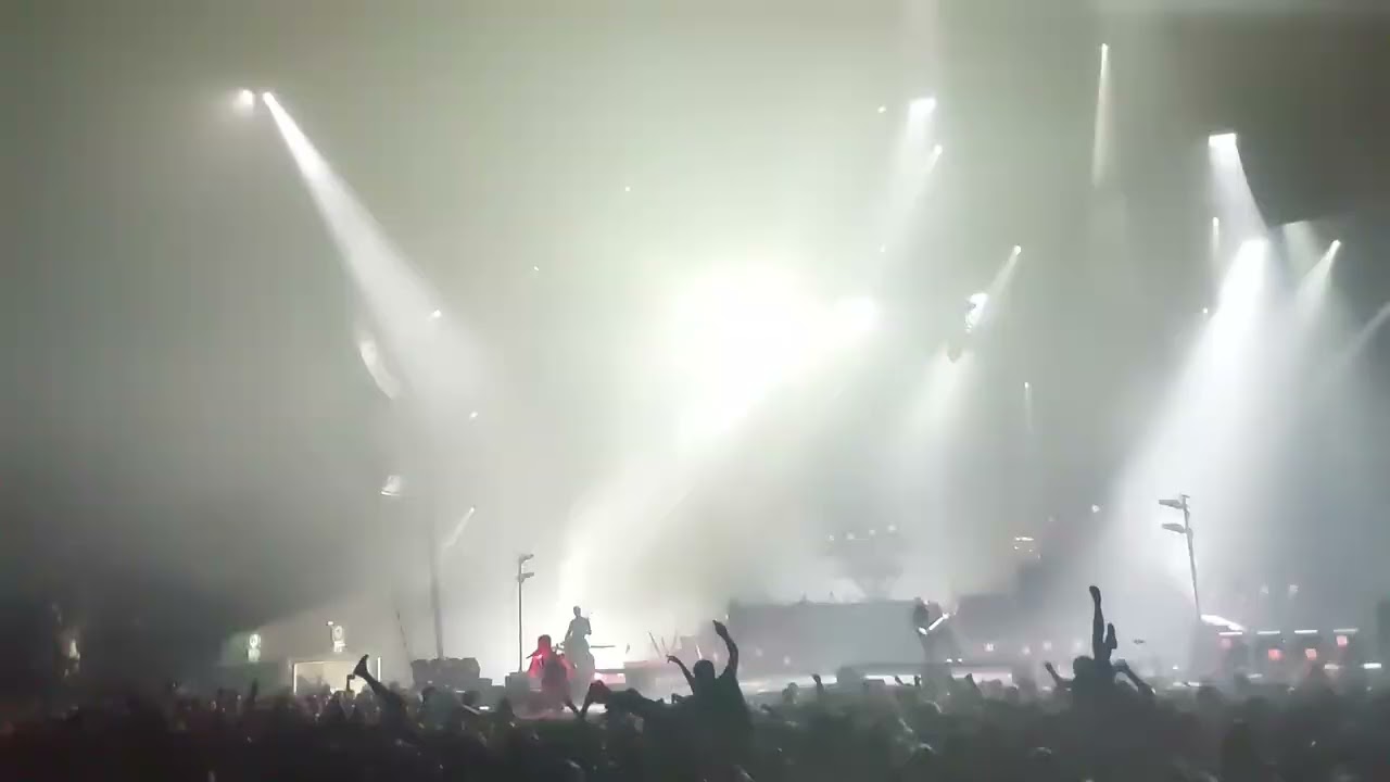 Parkway Drive - Wild Eyes - Bruxelles 2022