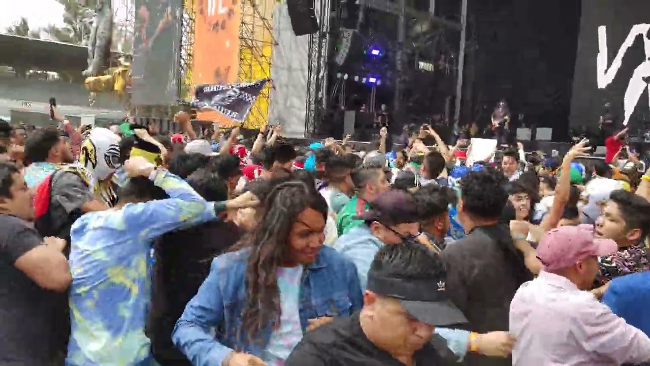 Lost Acapulco - Vive Latino 2023 (Primera Canción)