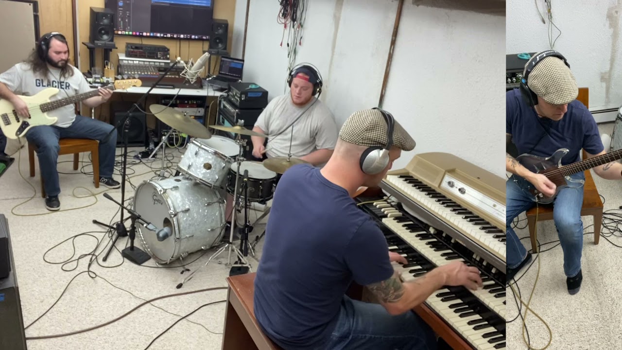 Liquidator (Cover) Leaving Lifted