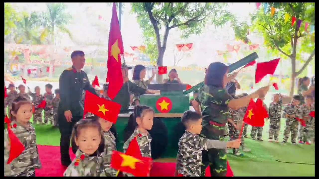 HĐTN: Bé tập làm chiến sỹ B2