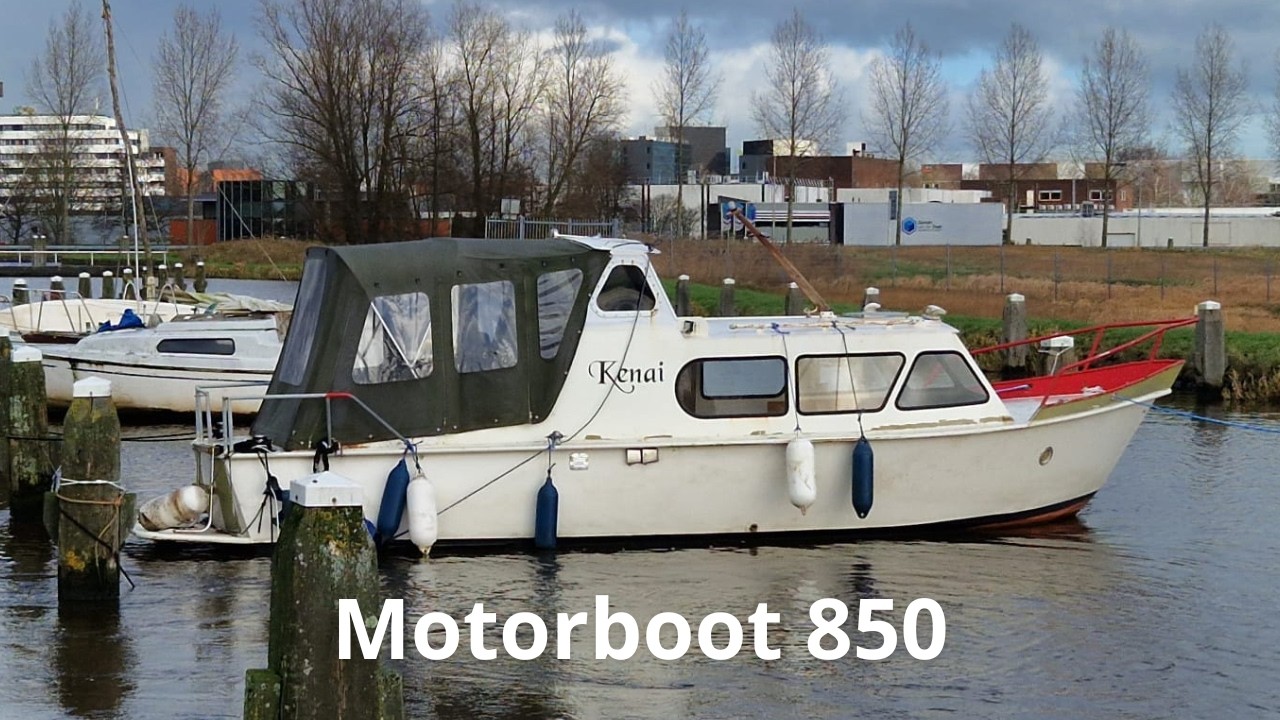 Shallow draft, practical steel cruiser