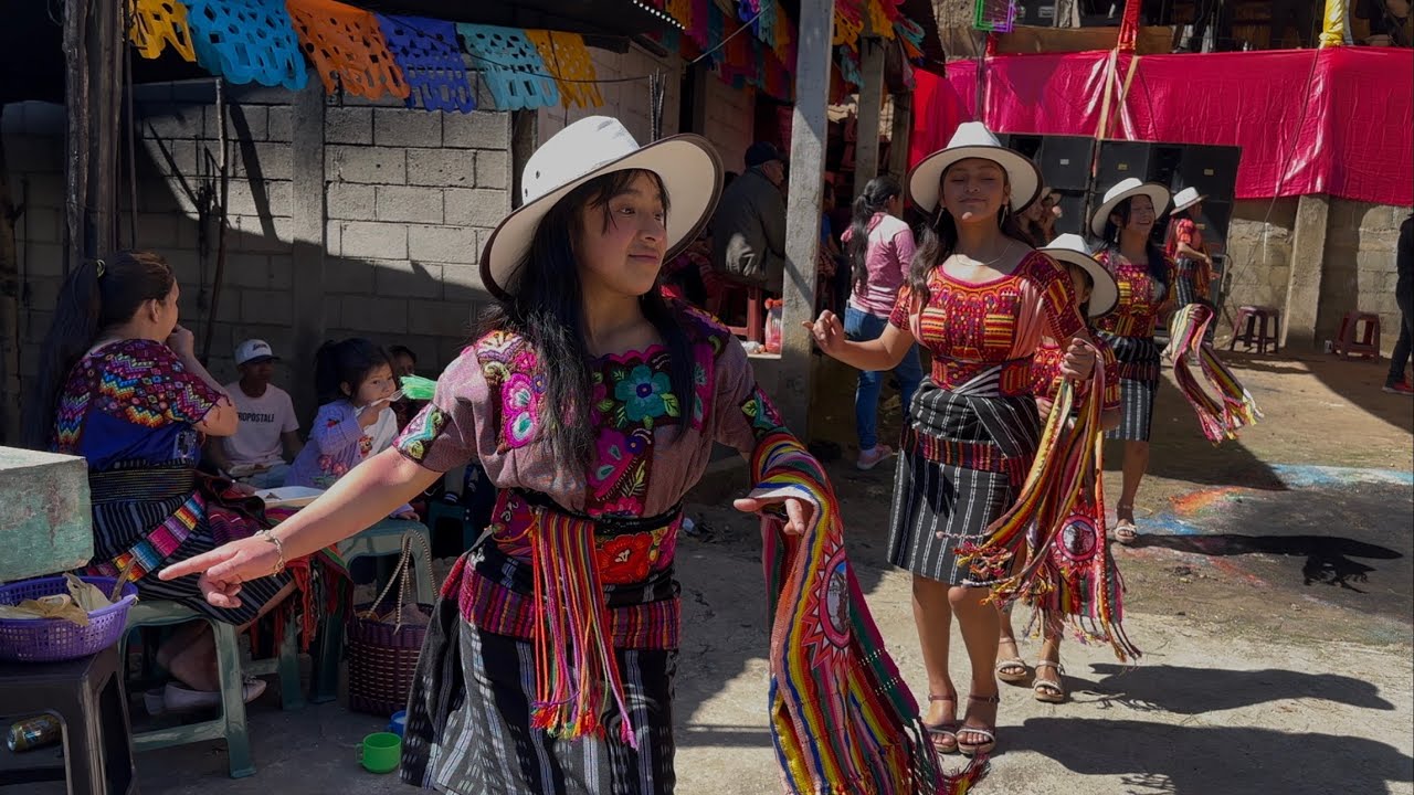 Convite femenino San Miguel Arcángel Chuguexa 2° B marimba orquesta Indiana ￼￼enero 2026