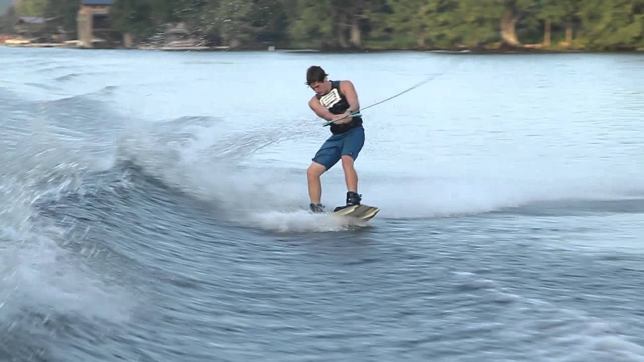 Toeside Frontside Tail Grab 180 - Wakeboarding | MicBergsma