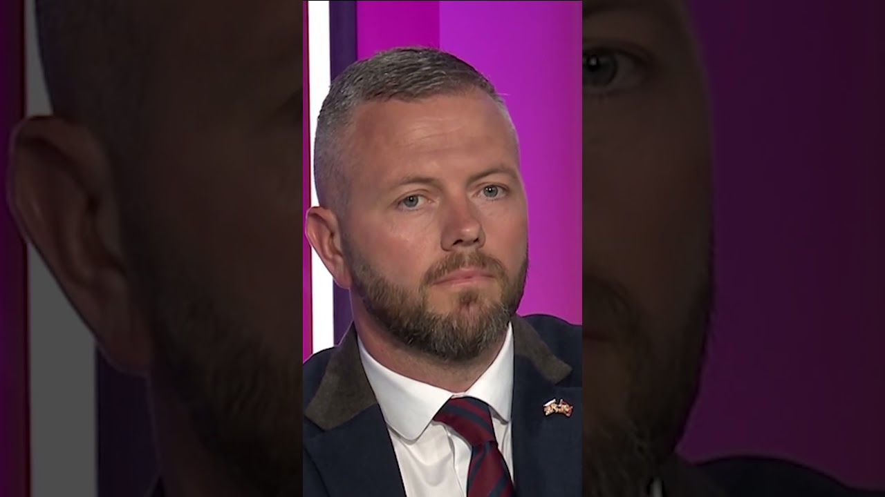 СЕКСИСТ: кандидату от партии Reform Роберту Кеньону зачитали его твиты в эфире QT!