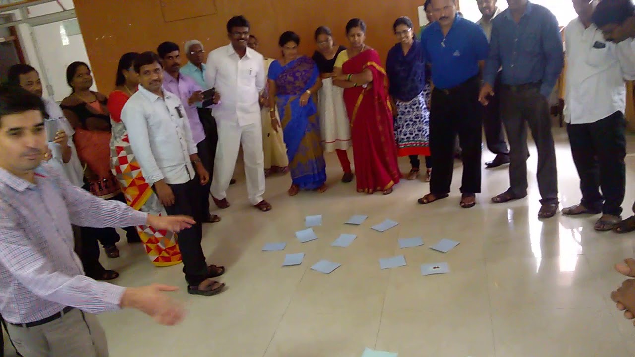 Teacher training - demonstrating an activity (Pelmanism) 