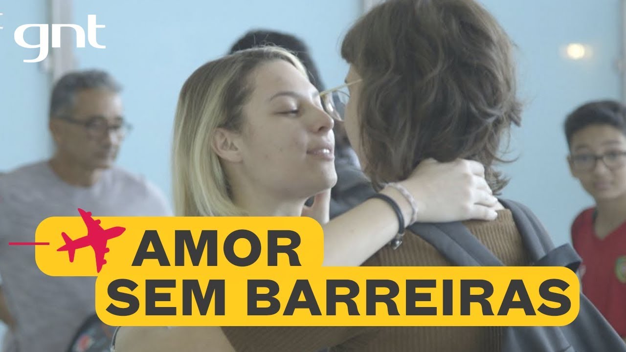 Namoradas se despedem antes de intercâmbios | Chegadas e Partidas | Astrid Fontenelle