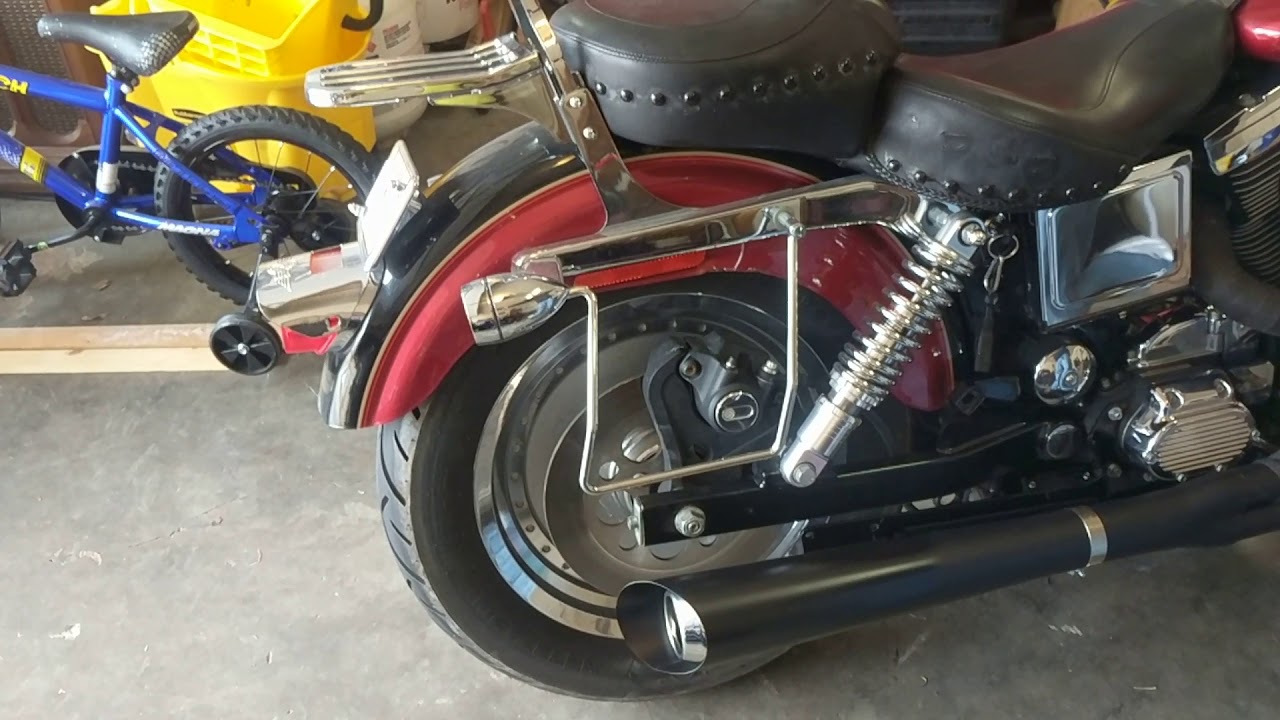 LowBrow Customs 2-1 exhaust sounds (1998 FXDL, EV-27 cam)