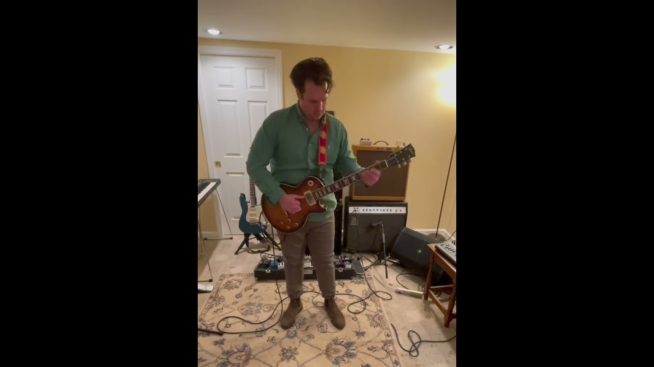 100 Days of Music Day 98. Les Paul Through A Loud Amp
