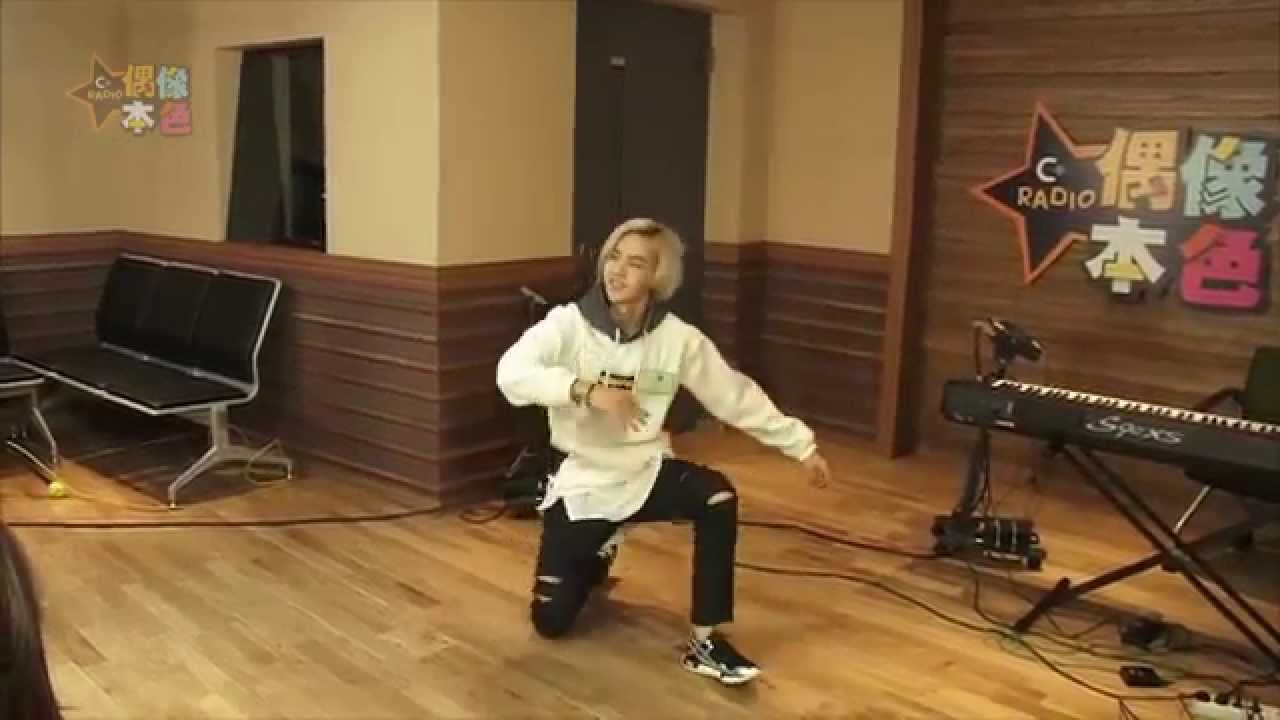UNIQ Yibo Freestyle Dance