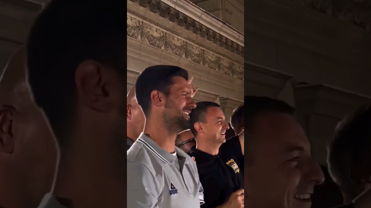Novak Djokovic moved to tears after during a hero’s welcome home with the Serbian Basketball team 🇷🇸