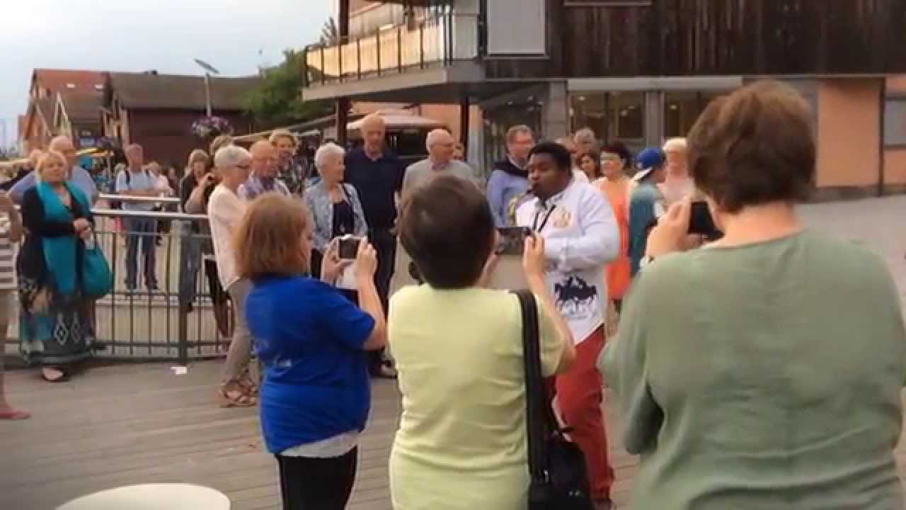 TIK Summer Outreach with Jerry Omole playing AMAZING GRACE!