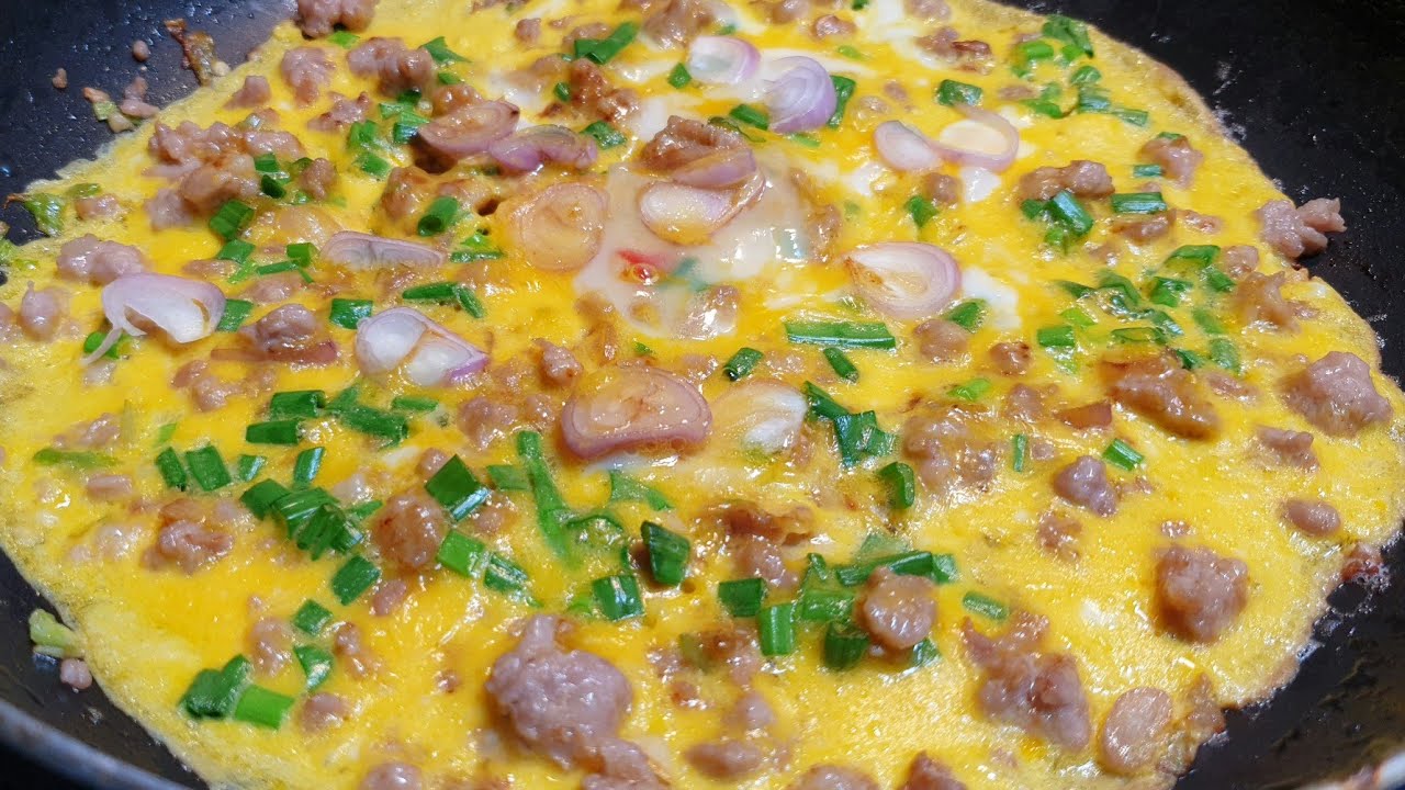 TRỨNG CHIÊN THỊT BẰM món ngon ngày tết đỡ ngán | miền tây village food