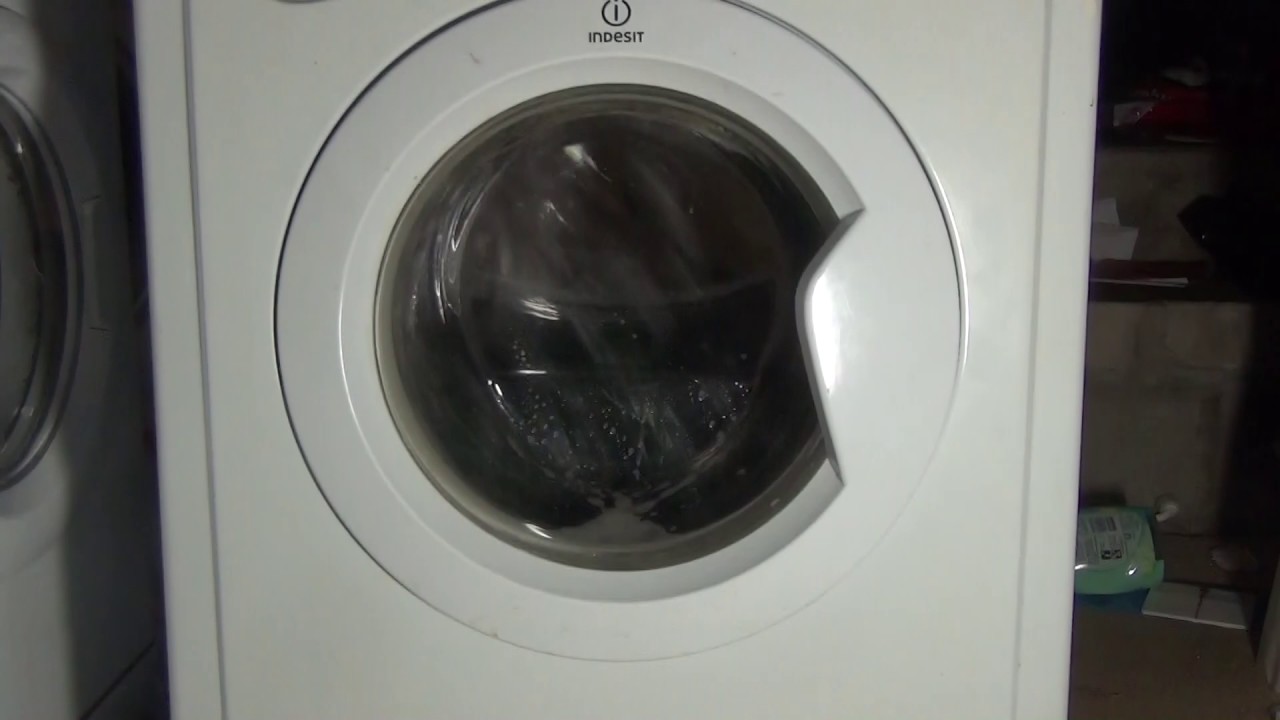 Indesit Start IWC6165 : Cotton 60'c auto half load : main wash (Pt 1 of 3)