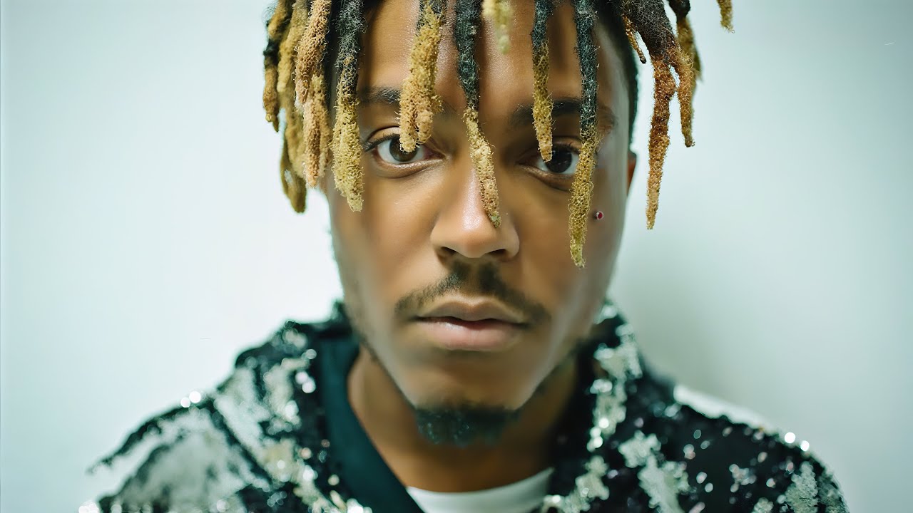 Juice WRLD - Nothing Feels The Same (Music Video)