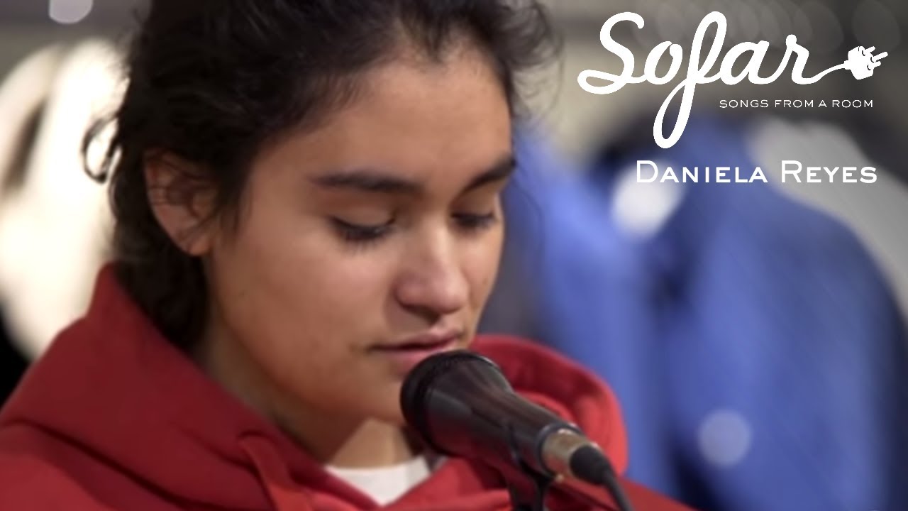 Daniela Reyes - En Sang Som Ikke Har Noe Navn Nr. 4 På Norsk | Sofar Oslo