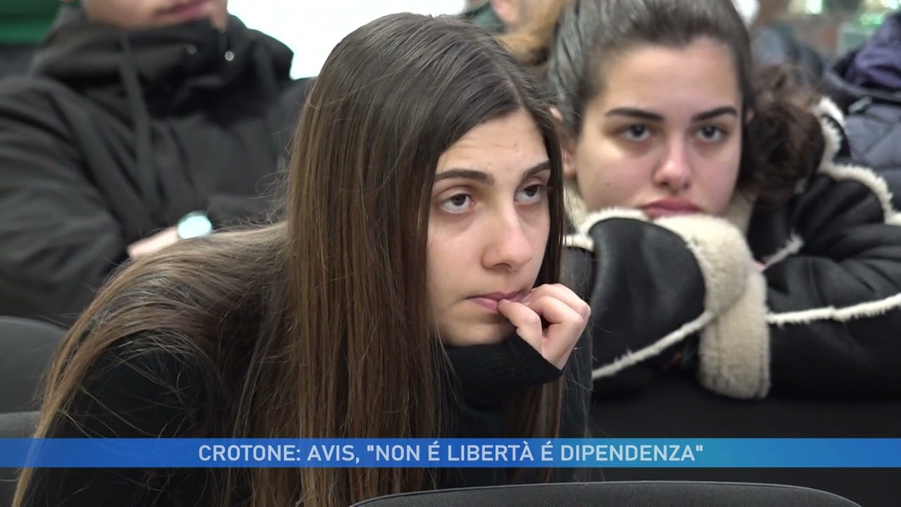 CROTONE: AVIS, 